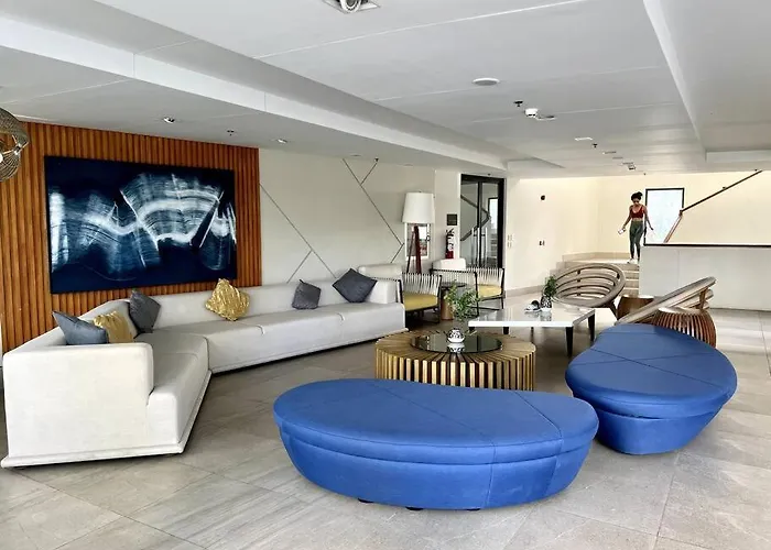 Apartment Solinea T3 803a Homely Internet Netflix Cebu